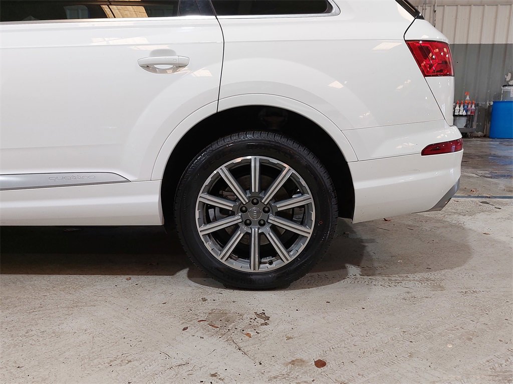 Used 2019 Audi Q7 3.0T Premium Plus w/ Premium Plus Package image 35