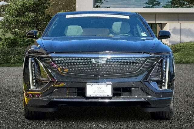 Certified 2024 Cadillac Lyriq Sport AWD/4WD image 9
