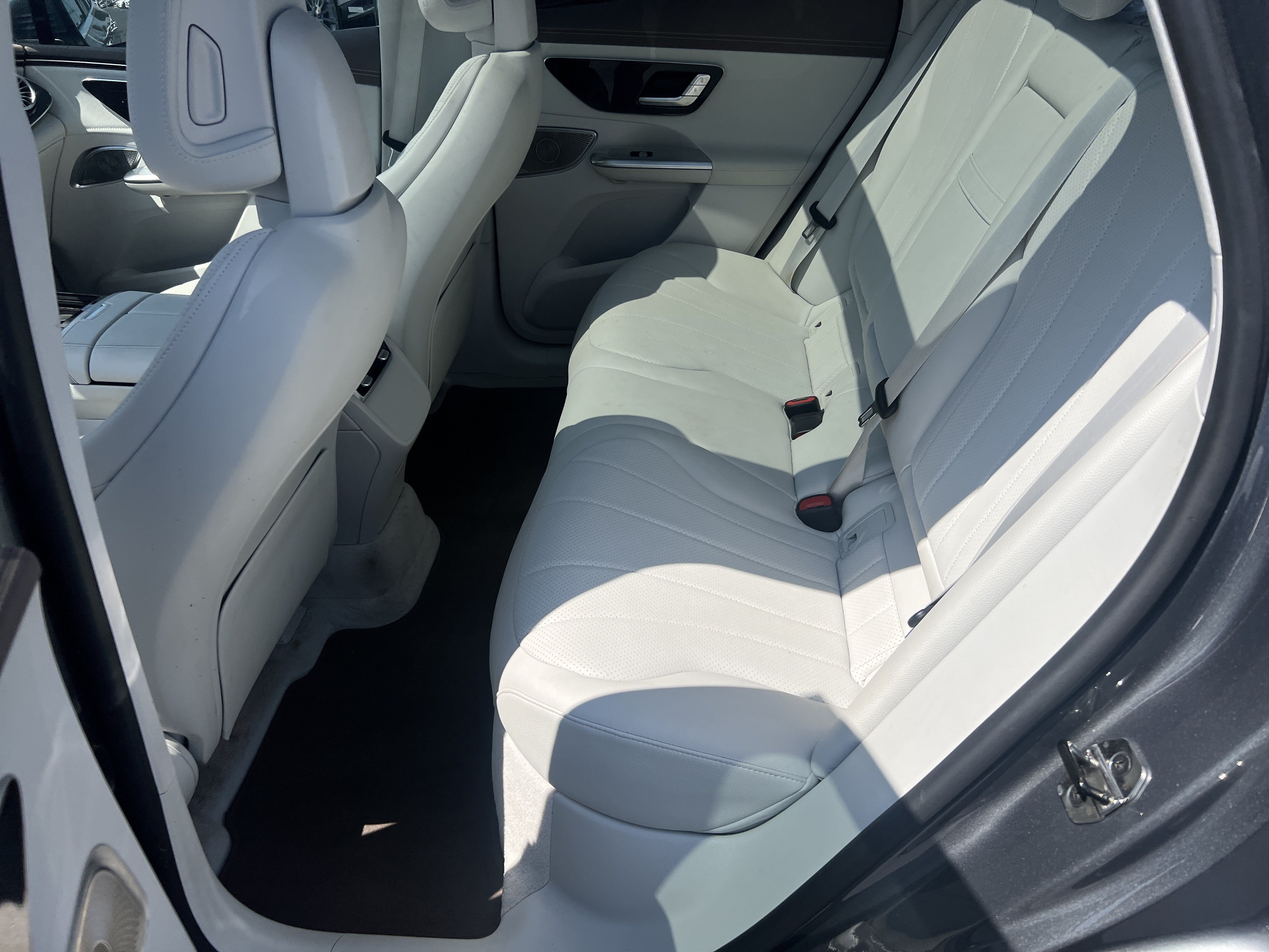 Certified 2023 Mercedes-Benz EQE 350+ SUV w/ AMG Line Exterior Package image 33