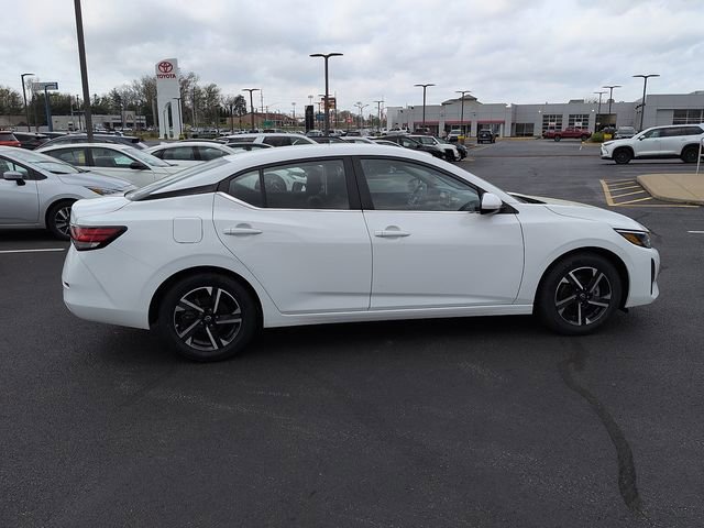 Used 2025 Nissan Sentra SV image 8