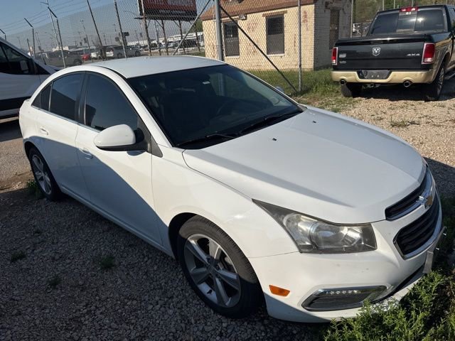 Used 2016 Chevrolet Cruze LT FWD image 2
