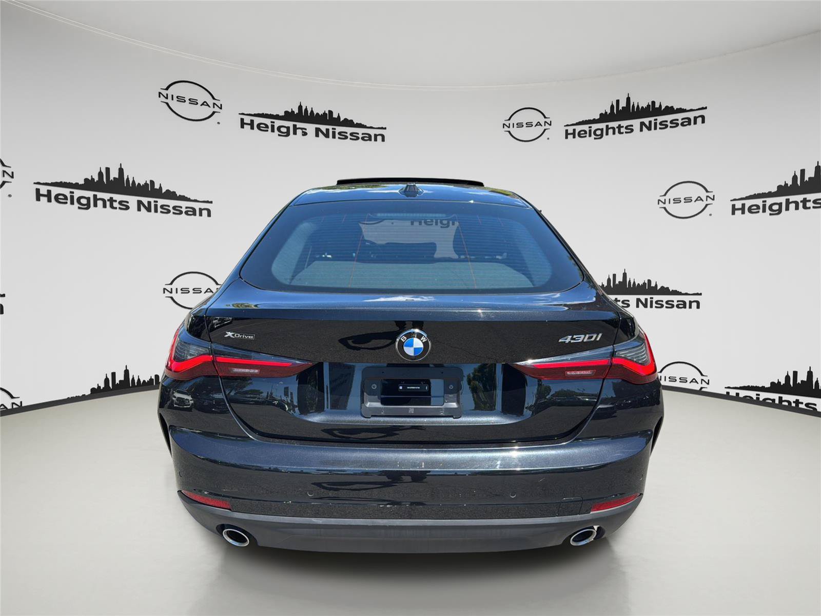Used 2025 BMW 430i xDrive w/ Premium Package AWD/4WD image 5
