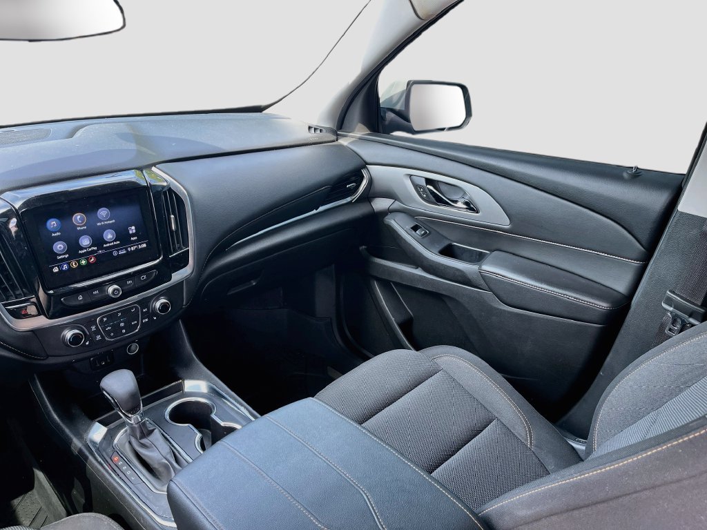 Used 2021 Chevrolet Traverse LT FWD image 23
