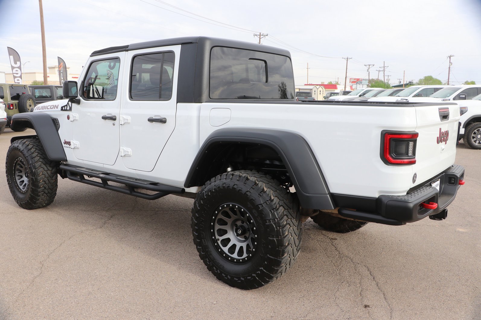 Used 2023 Jeep Gladiator Rubicon w/ Trailer Tow Package image 5