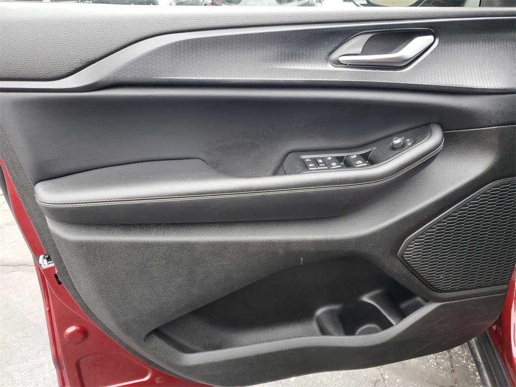 Used 2023 Jeep Grand Cherokee L Laredo image 20