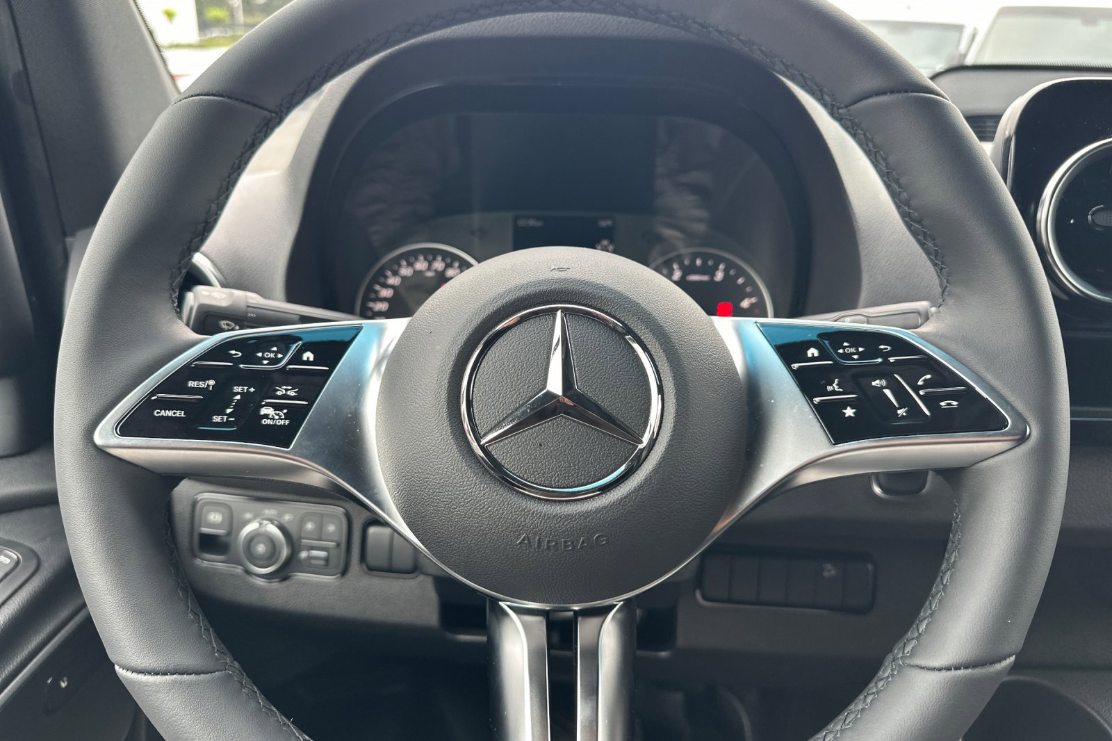 New 2026 Mercedes-Benz Sprinter 2500 image 23