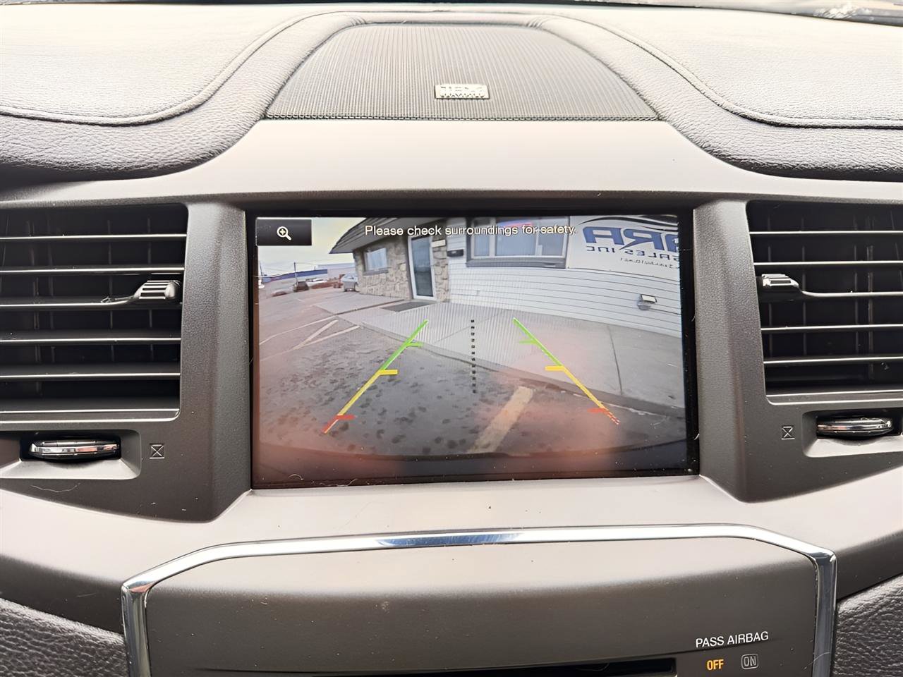 Used 2015 Lincoln MKS w/ Equipment Group 101A FWD image 26