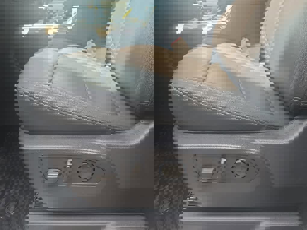 Used 2024 Chevrolet Silverado 1500 LTZ w/ LTZ Convenience Package II image 25