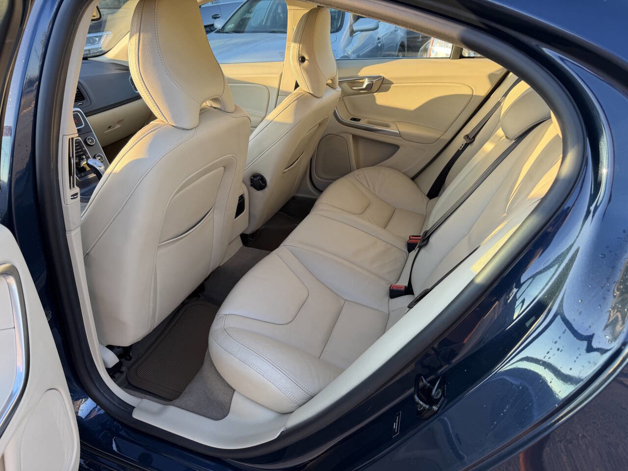 Used 2013 Volvo S60 T6 image 26