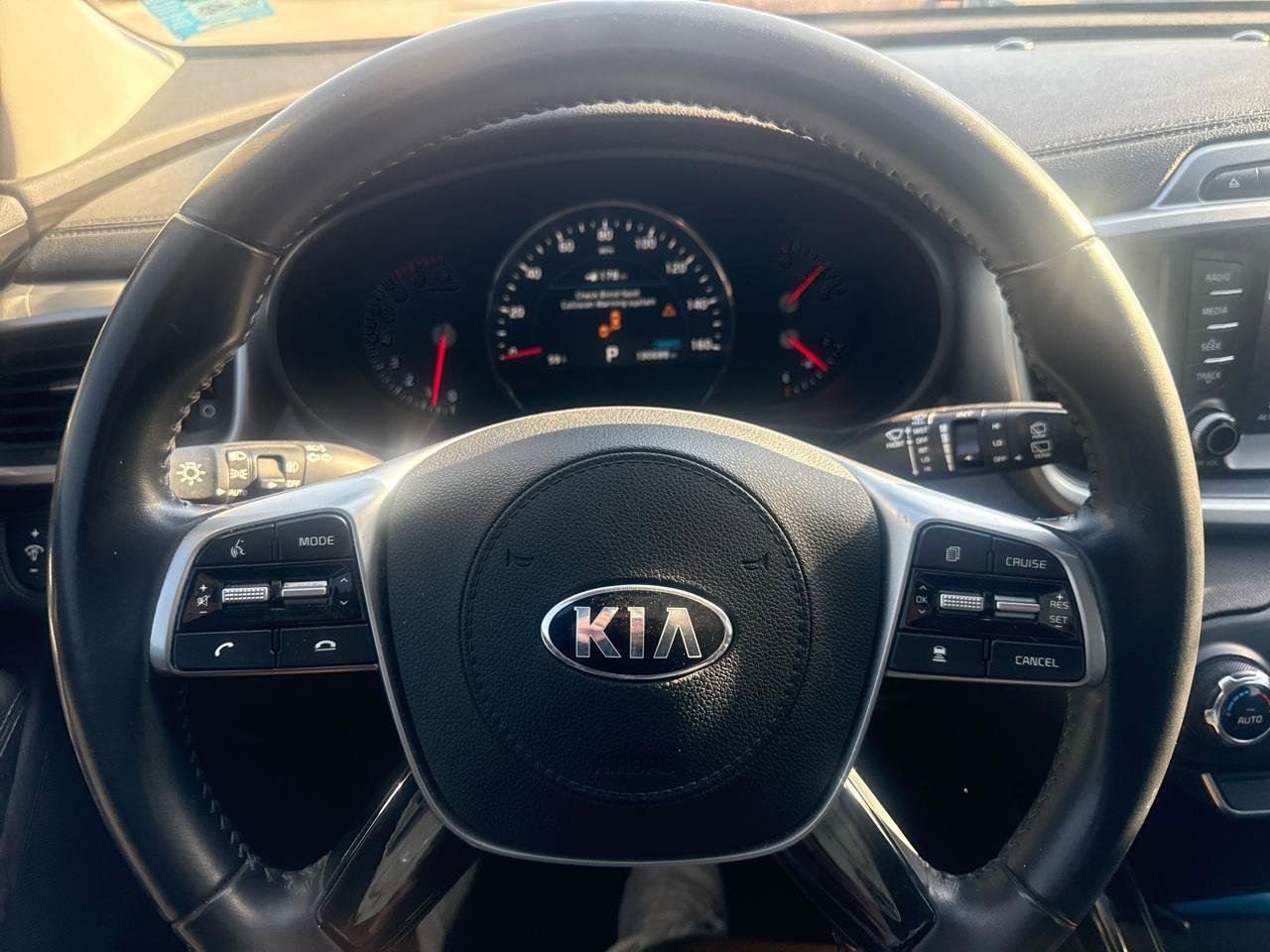 Used 2019 Kia Sorento EX AWD/4WD image 11
