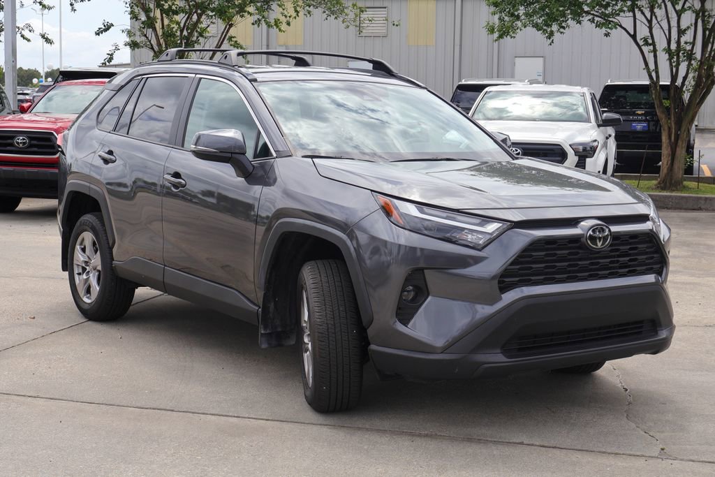 Used 2025 Toyota RAV4 XLE image 23