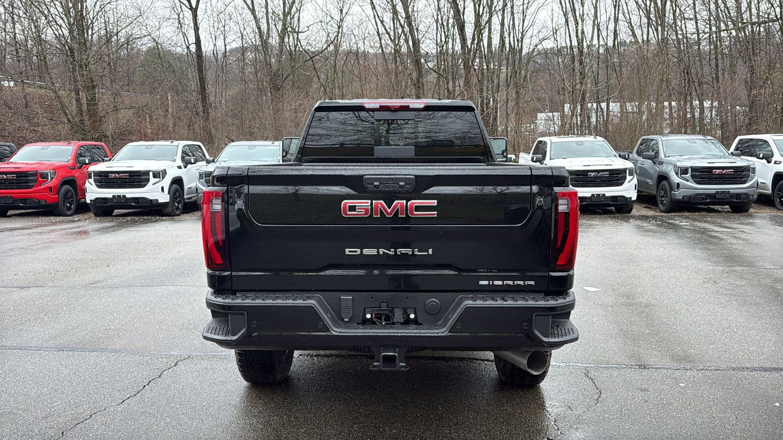New 2026 GMC Sierra 3500 Denali w/ Denali Reserve Package image 4