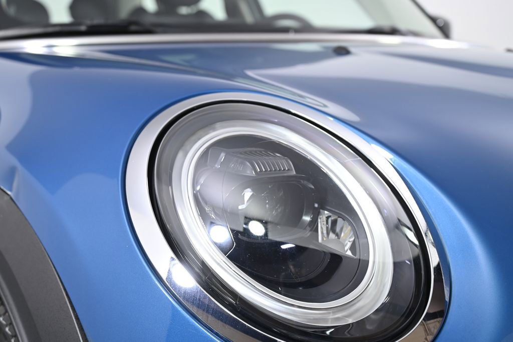 Certified 2022 MINI Cooper S image 5