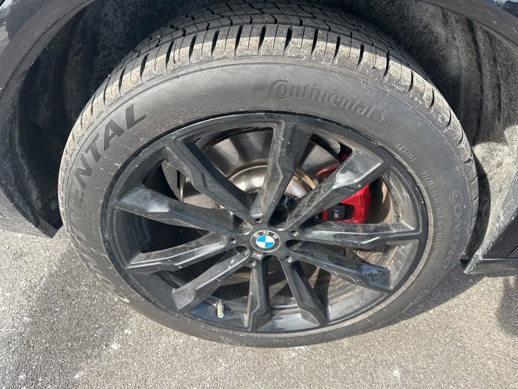 Used 2024 BMW X4 M40i w/ Premium Package image 33