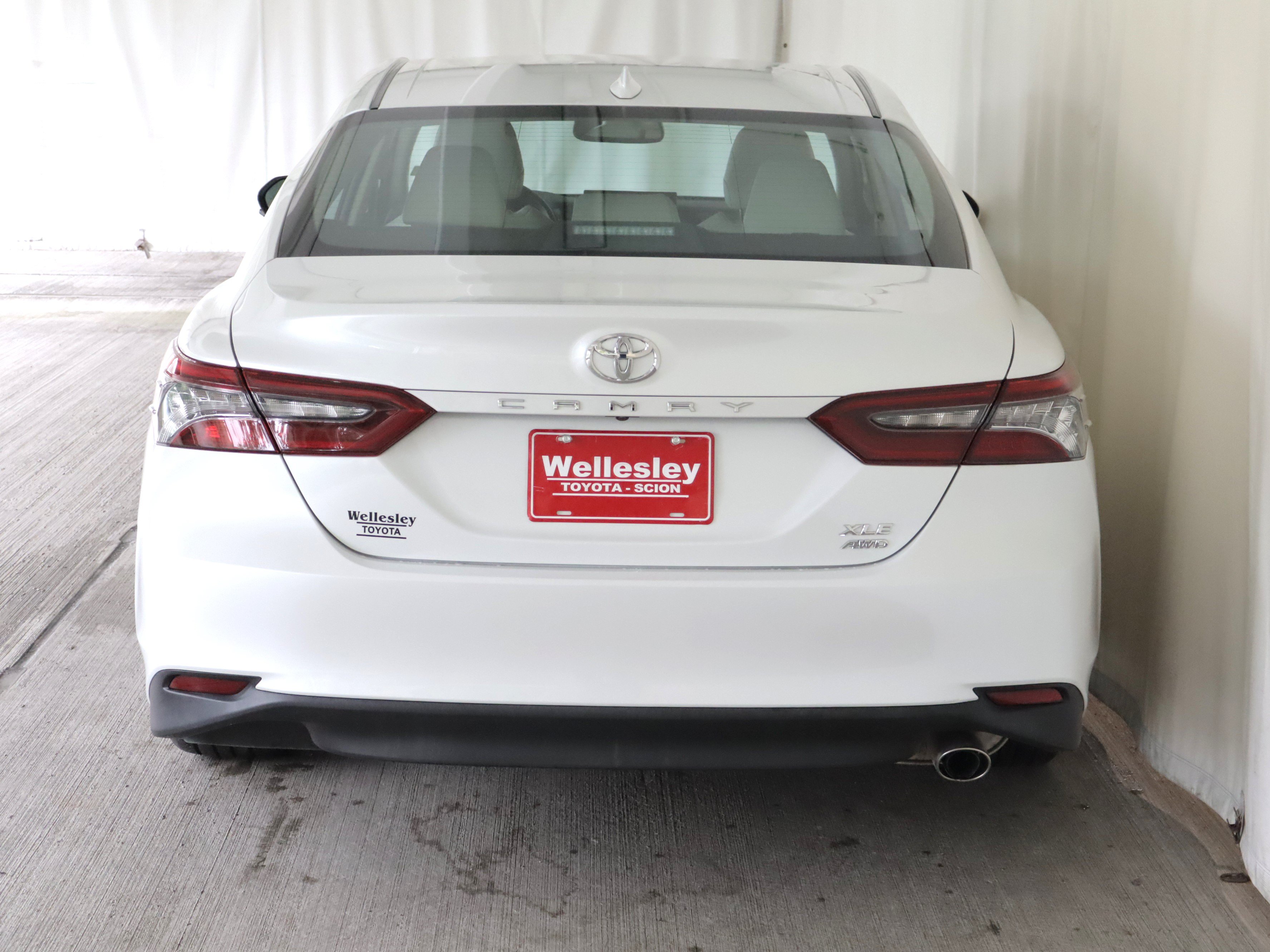 Used 2023 Toyota Camry XLE AWD/4WD image 25