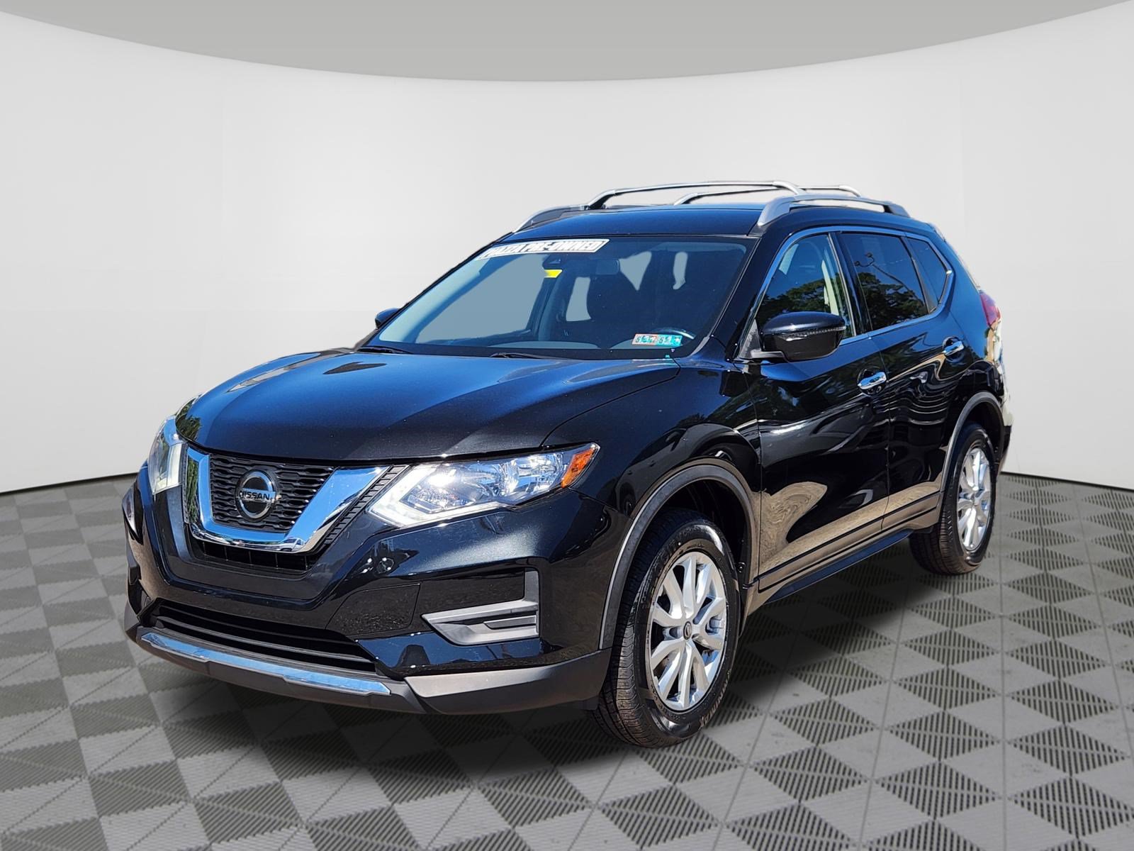 Certified 2020 Nissan Rogue SV AWD/4WD image 2