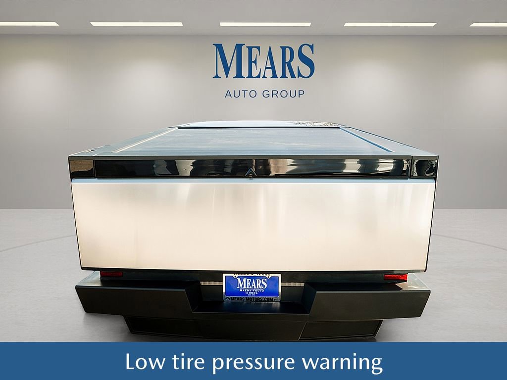 Used 2024 Tesla Cybertruck AWD Crew Cab image 7