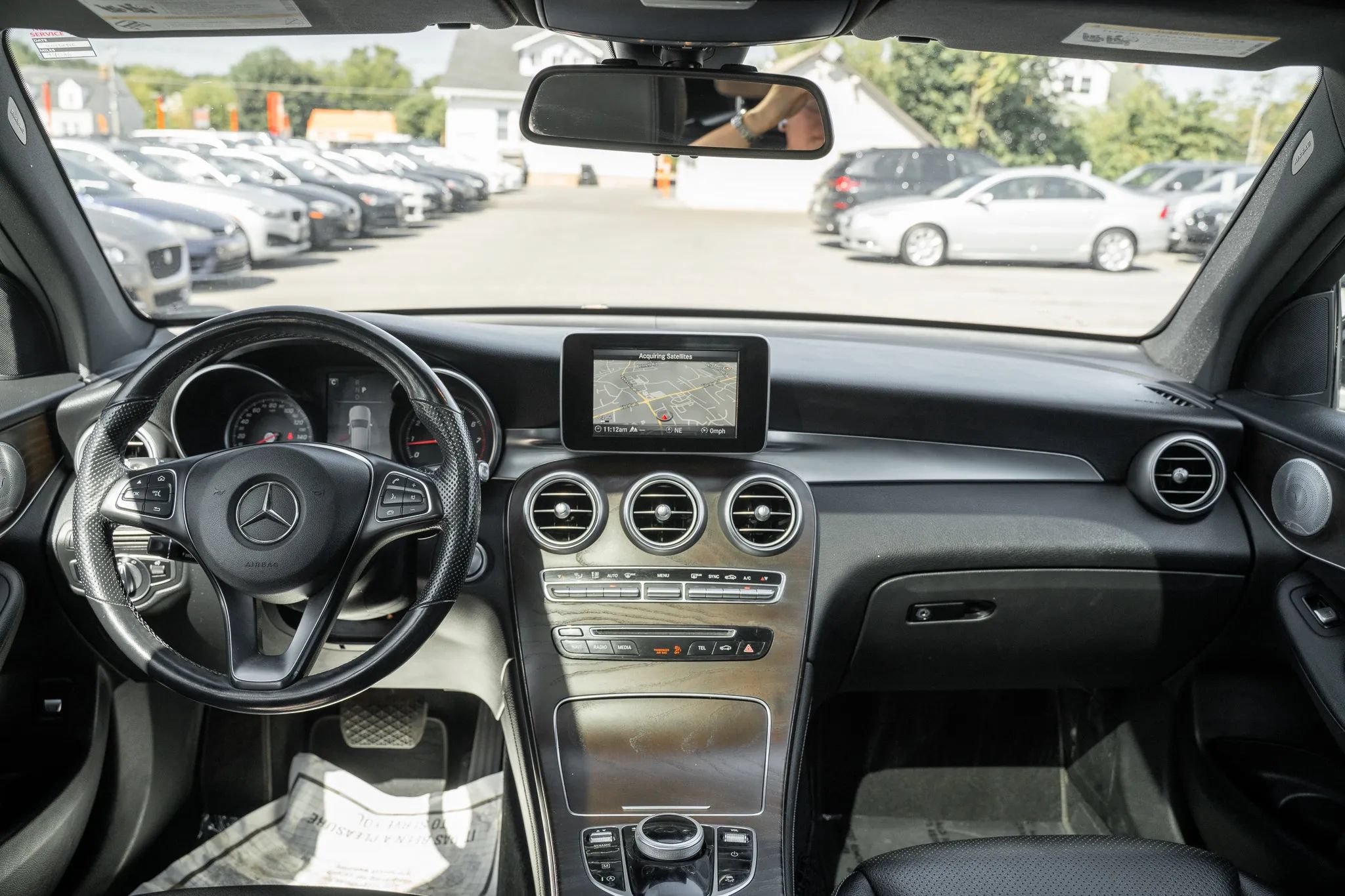 Used 2019 Mercedes-Benz GLC 300 4MATIC w/ Premium Package image 14