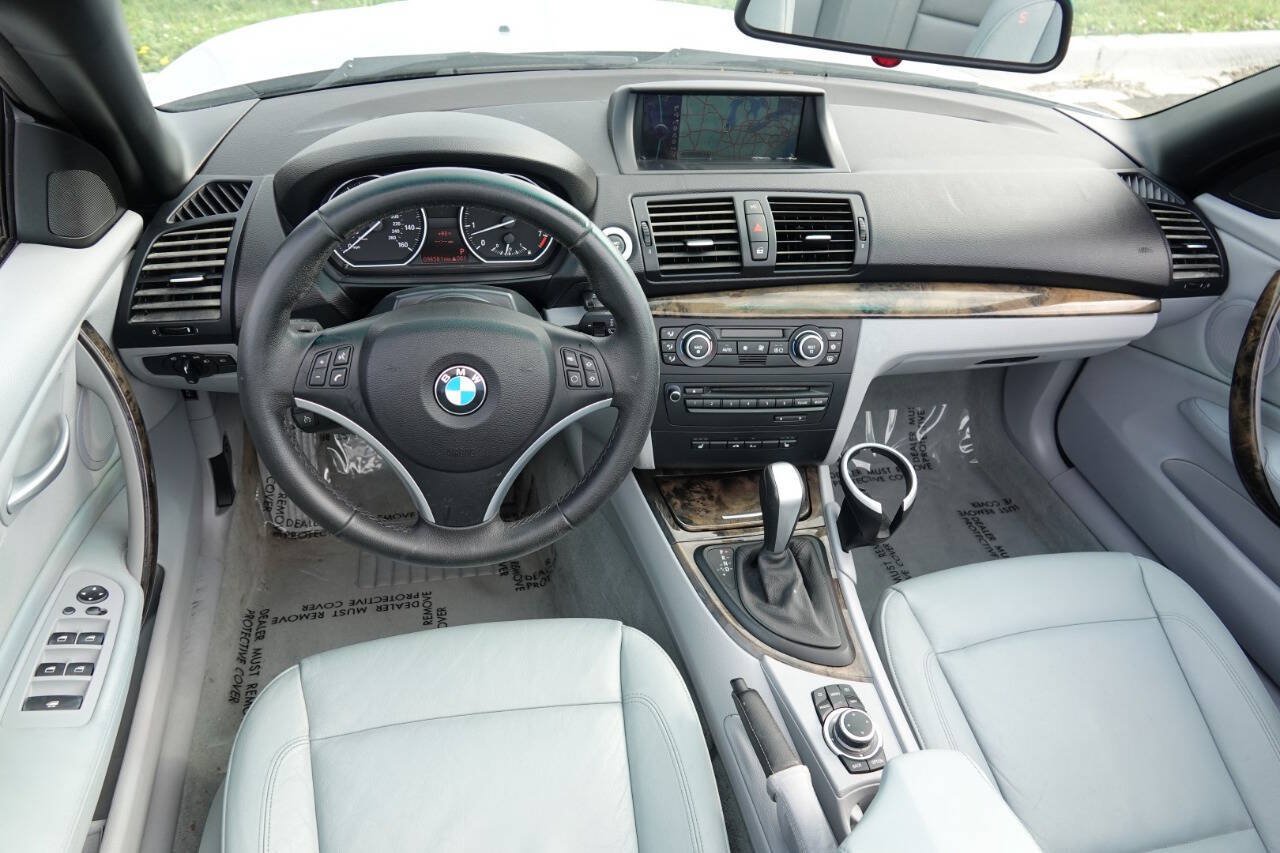 Used 2009 BMW 128i Convertible RWD image 62