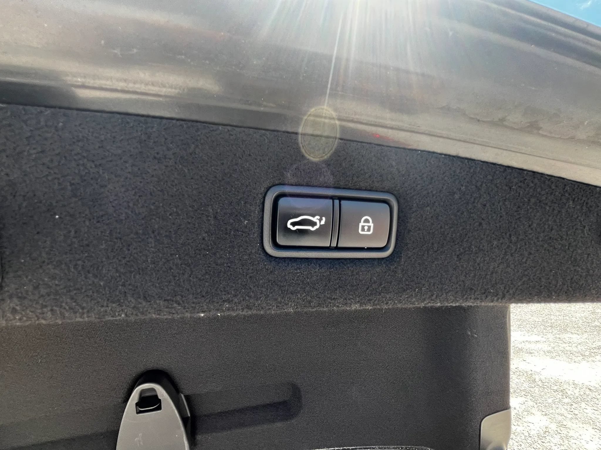 Used 2018 Genesis G90 5.0 Ultimate AWD/4WD image 27