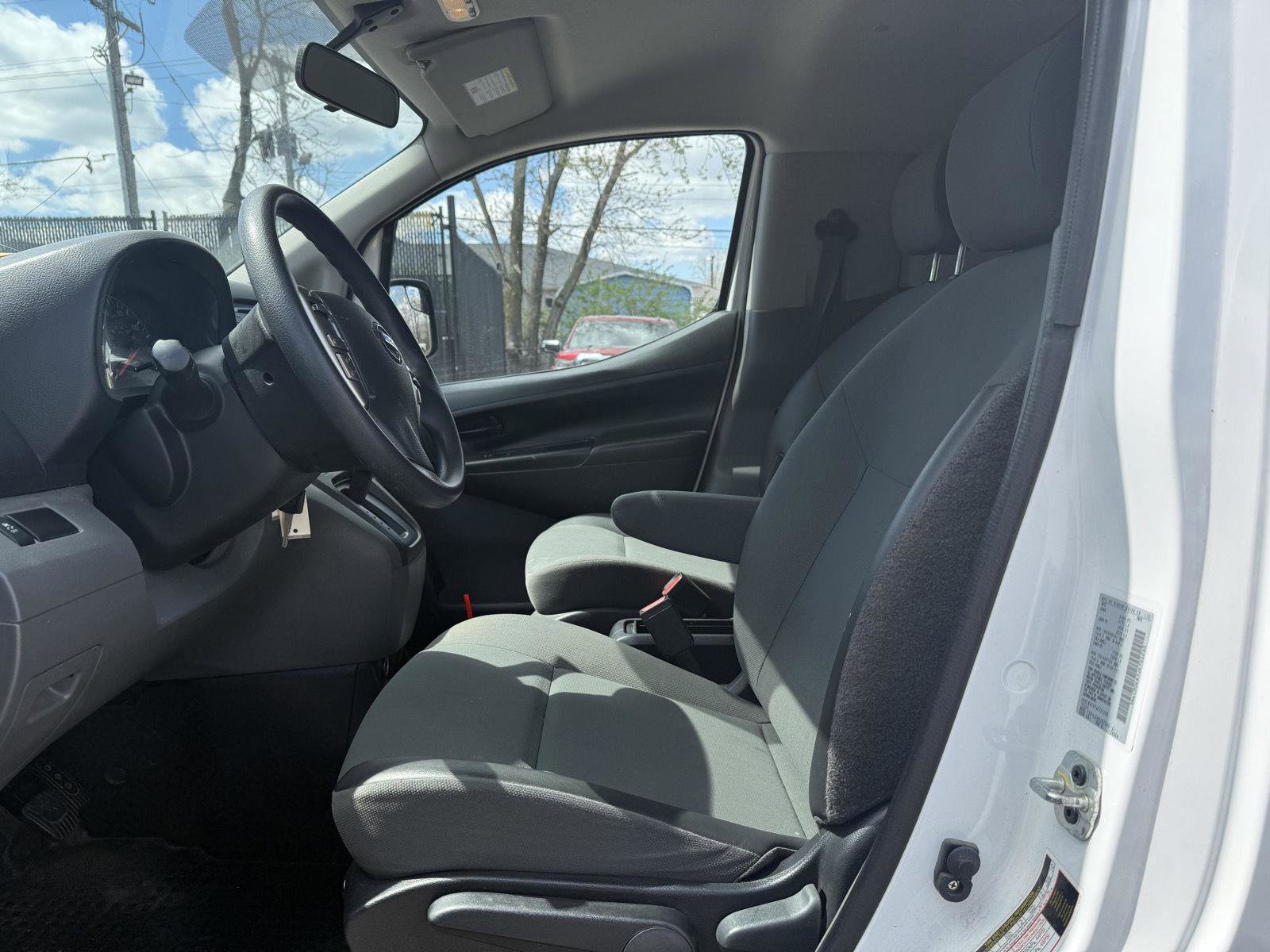 Used 2018 Nissan NV200 S w/ Cruise Control Package image 9