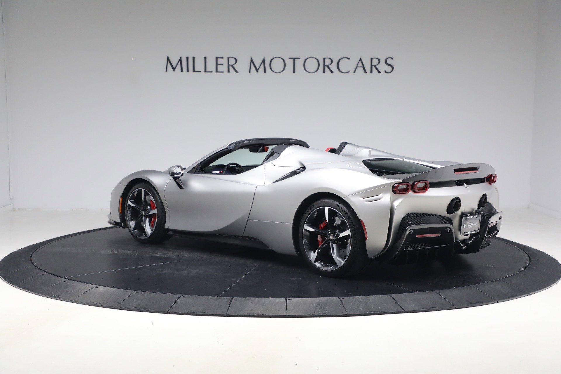 Certified 2023 Ferrari SF90 Spider AWD/4WD image 5