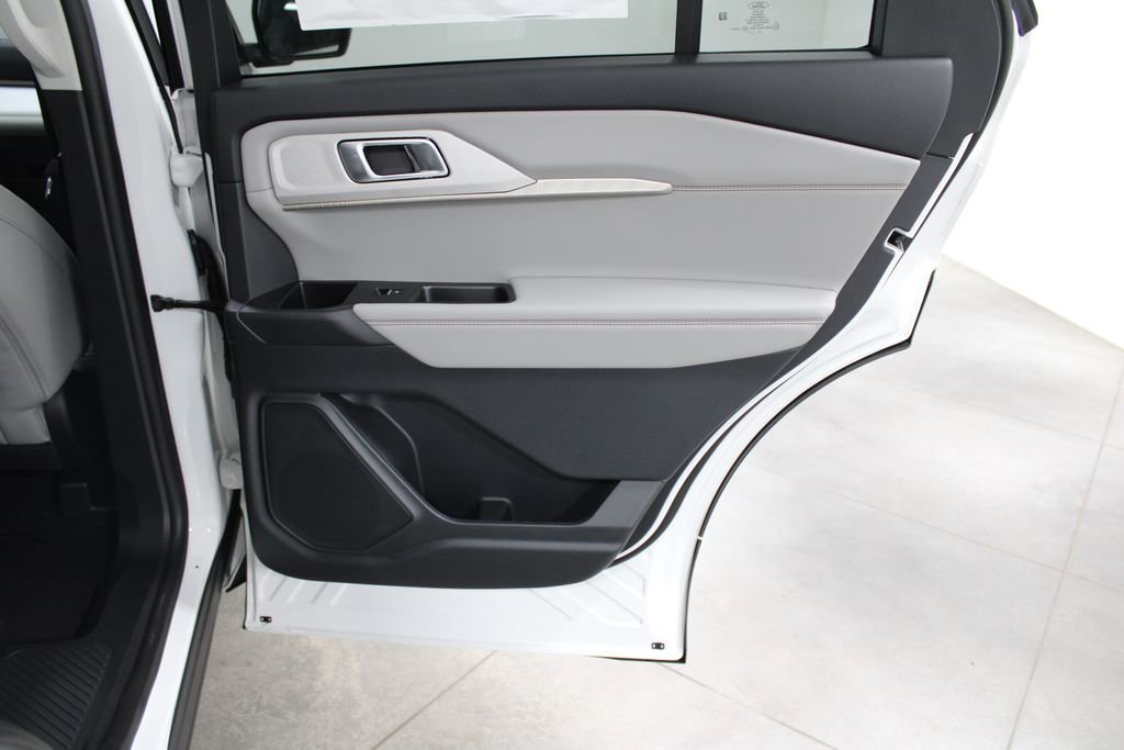 New 2026 Ford Explorer Active w/ Active Comfort Package image 36