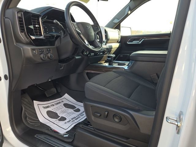 Used 2025 Chevrolet Silverado 1500 LT Trail Boss image 21