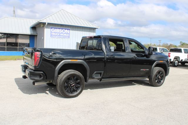 Used 2025 GMC Sierra 2500 AT4 image 13