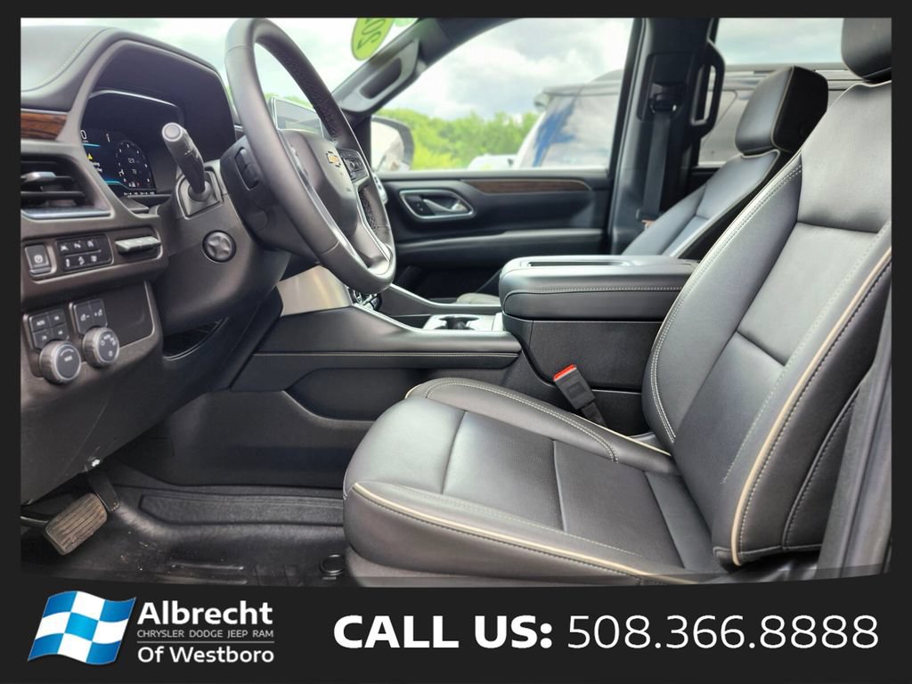 Used 2024 Chevrolet Tahoe Premier AWD/4WD image 20