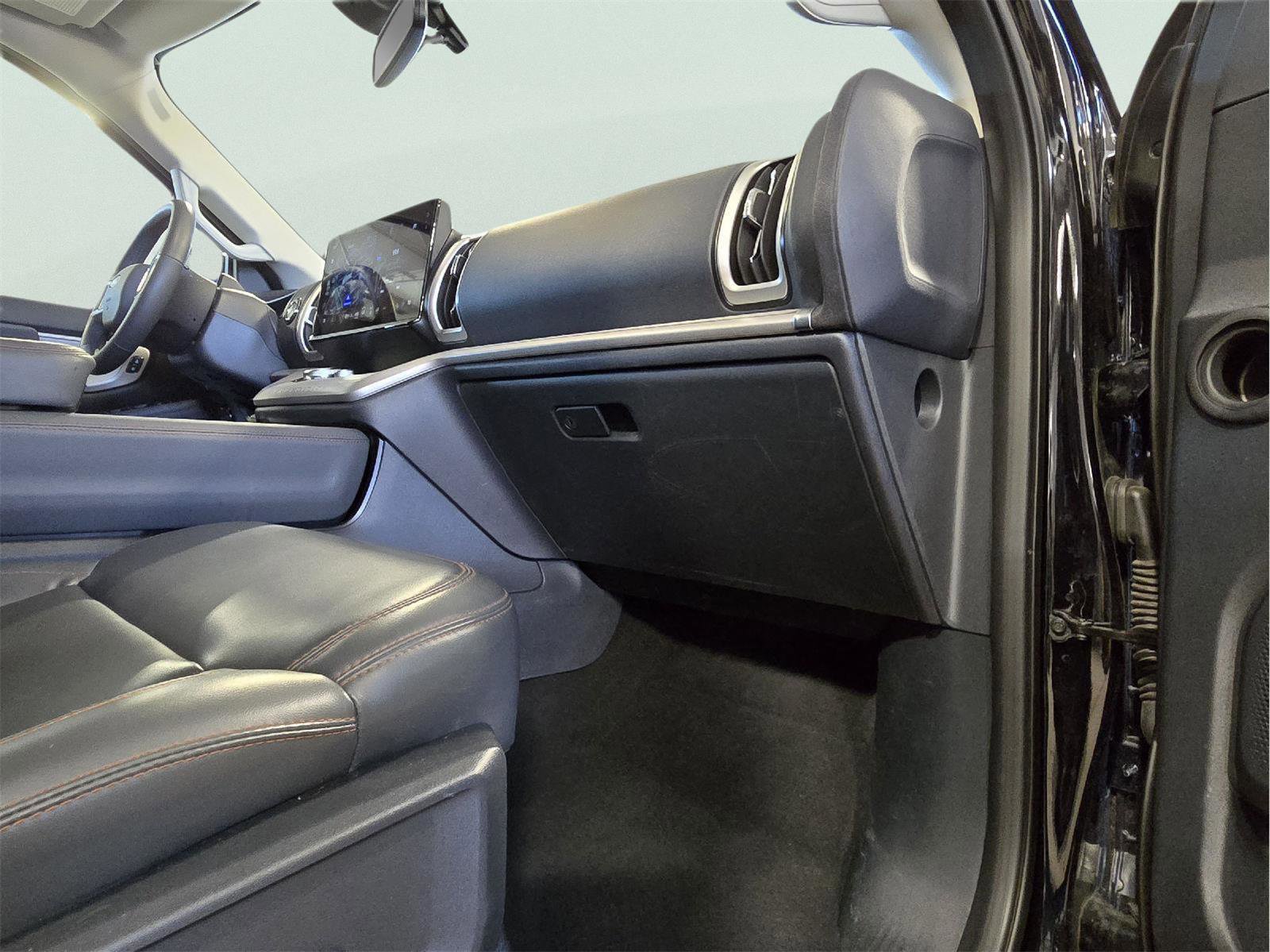 Used 2025 Ford Expedition Max Active image 57