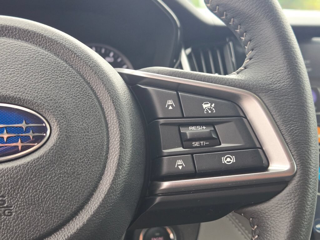Certified 2025 Subaru Outback Premium AWD/4WD image 32