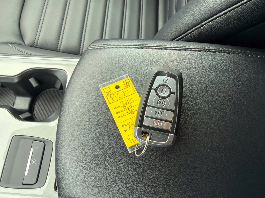 Certified 2024 Ford Edge SEL w/ Convenience Package AWD/4WD image 21