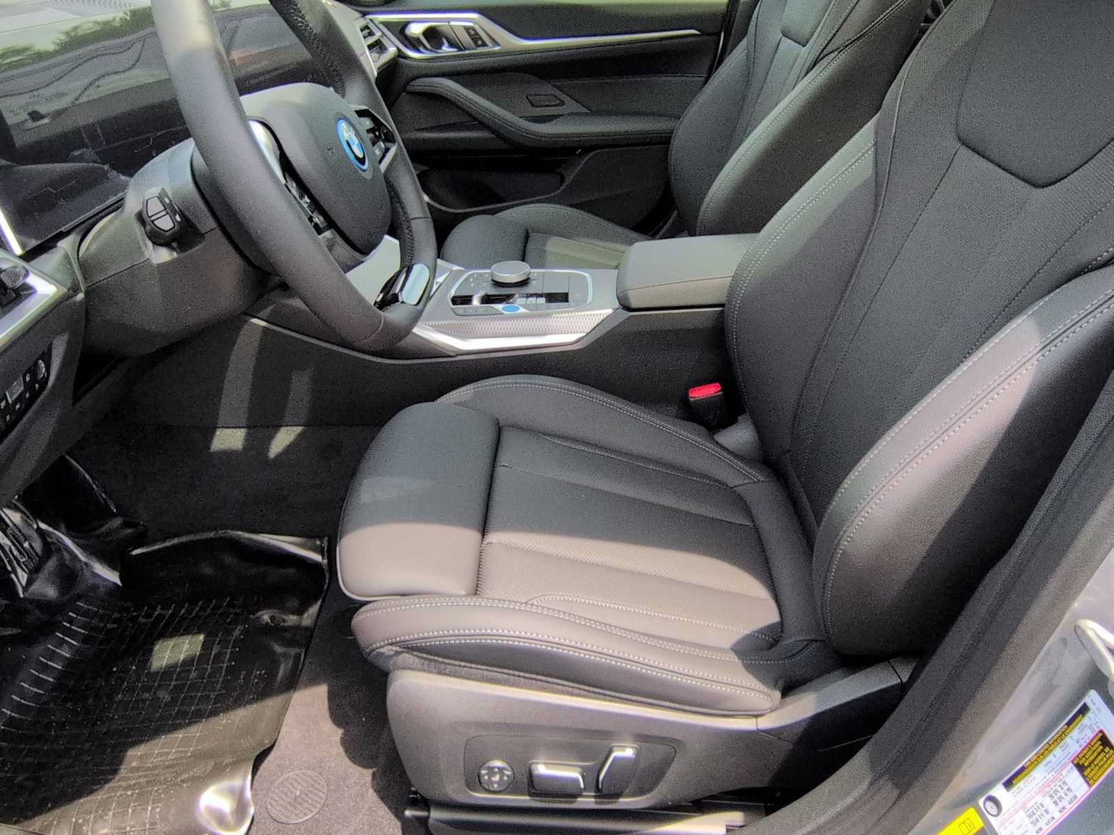 Used 2026 BMW i4 xDrive40i w/ Premium Package AWD/4WD image 18