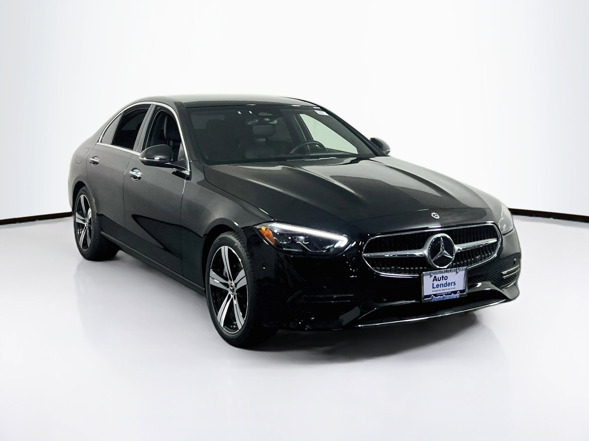 Used 2023 Mercedes-Benz C 300 Sedan image 3