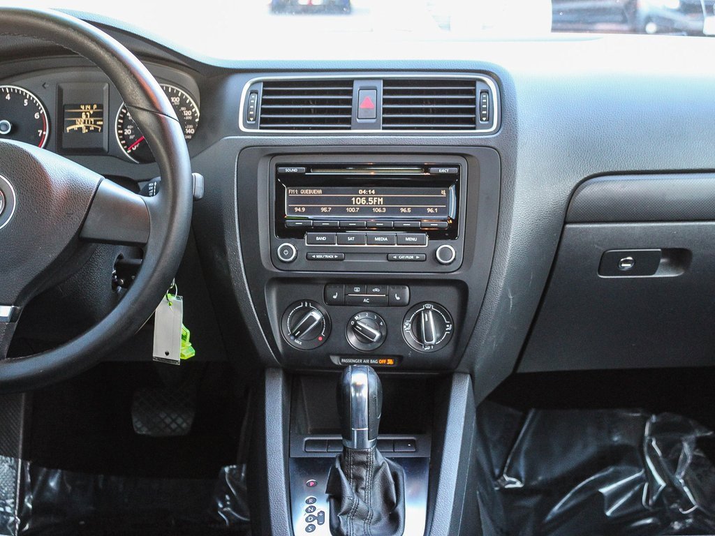 Used 2012 Volkswagen Jetta SE image 15