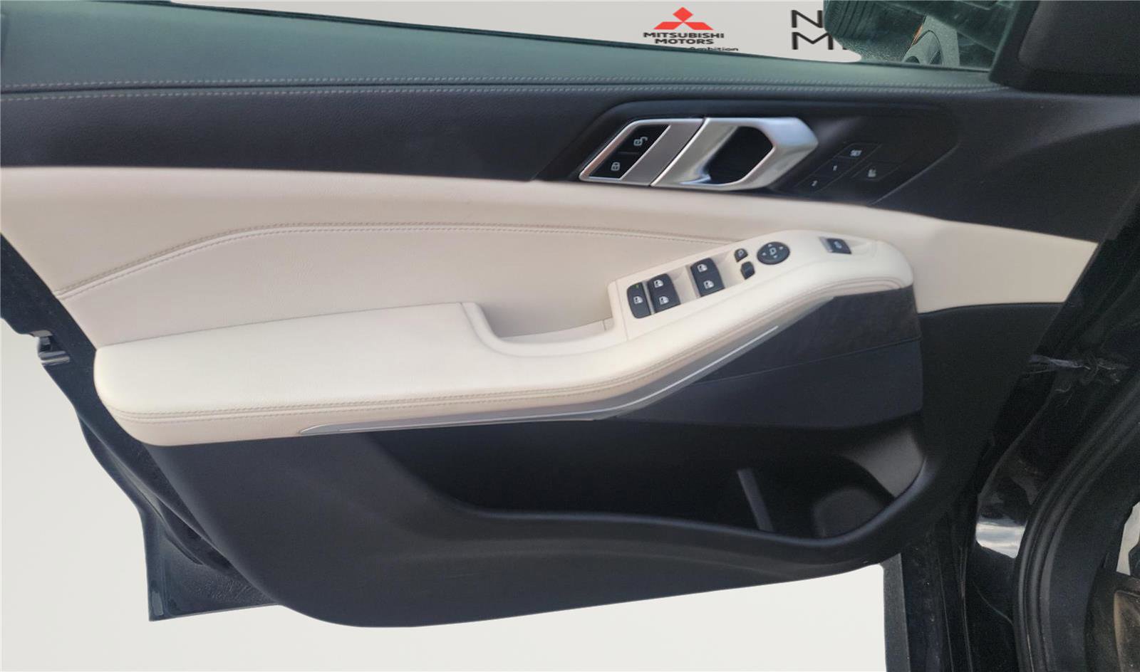 Used 2022 BMW X5 xDrive40i w/ Premium Enhanced Package AWD/4WD image 8