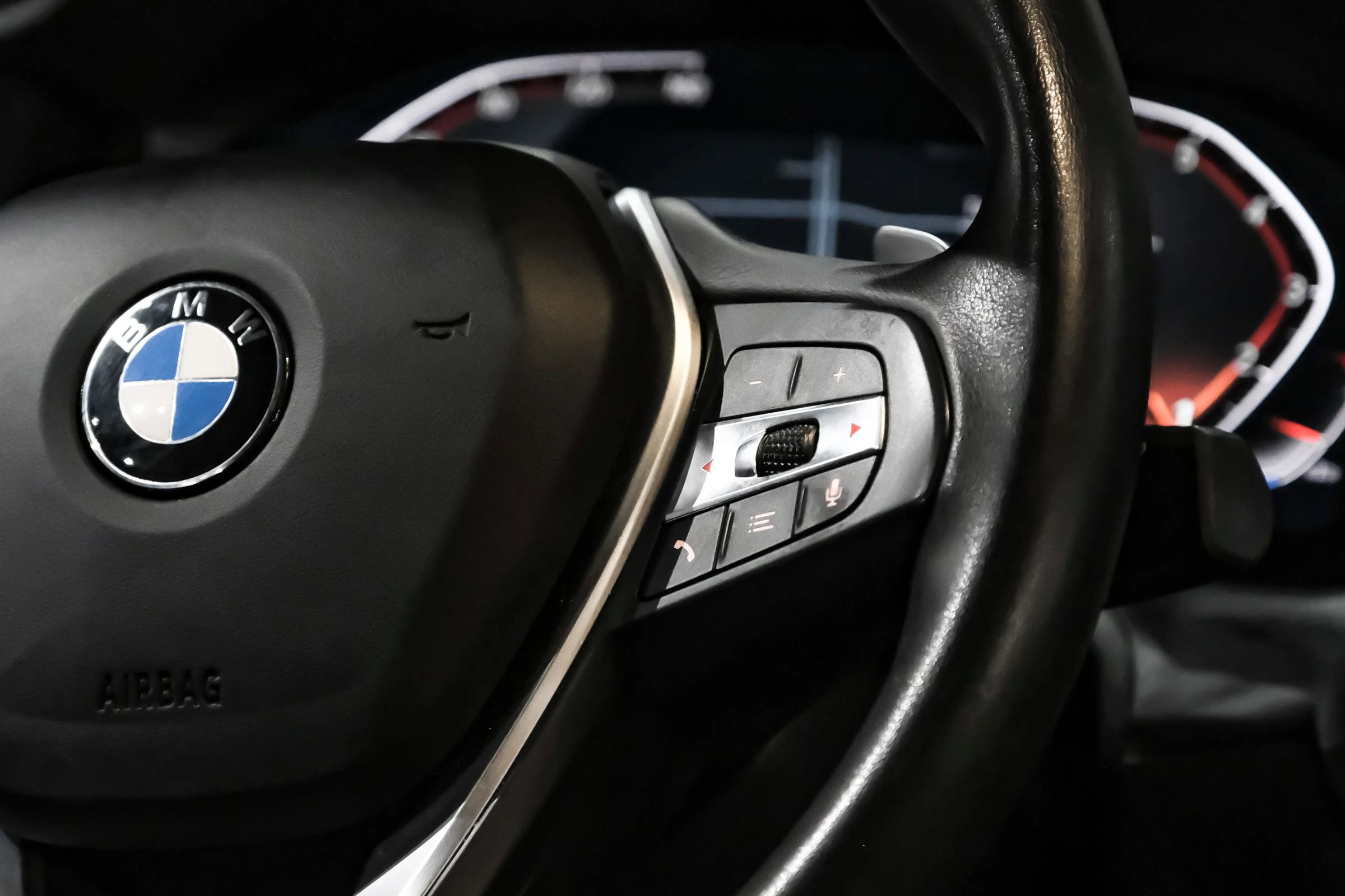 Used 2019 BMW 330i Sedan w/ Convenience Package image 19