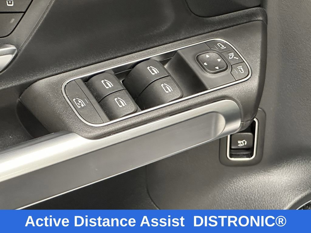 Certified 2024 Mercedes-Benz GLB 250 image 11