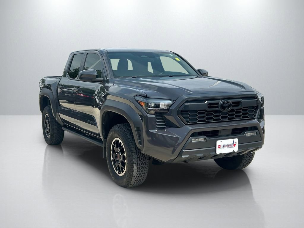 Certified 2024 Toyota Tacoma TRD Off-Road AWD/4WD image 3