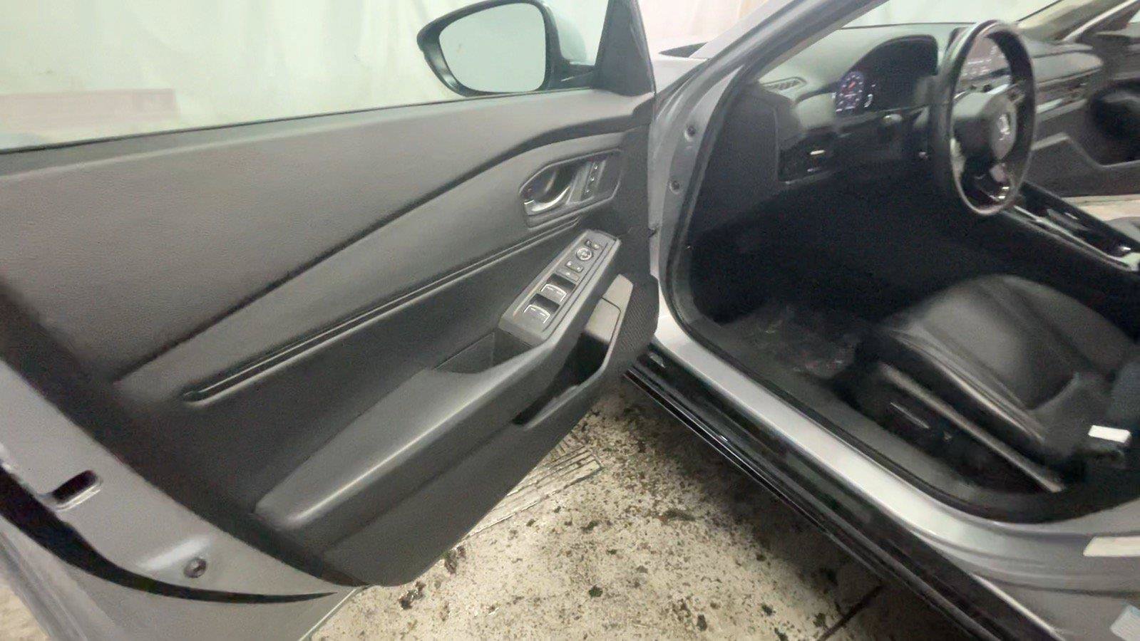 Used 2024 Honda Accord EX-L image 27