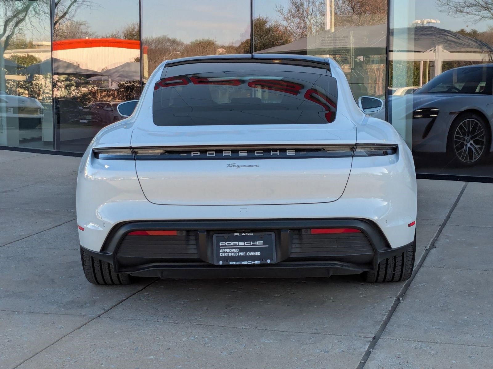 Certified 2021 Porsche Taycan image 10