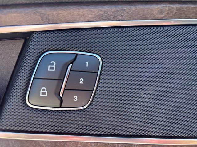 Used 2020 Lincoln Nautilus Reserve w/ Equipment Group 201A image 20