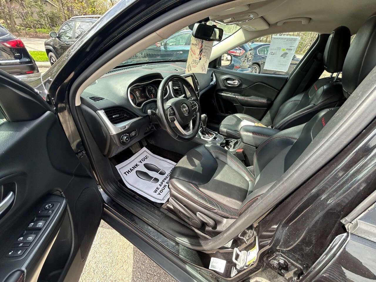 Used 2016 Jeep Cherokee Trailhawk w/ Cold Weather Group image 6