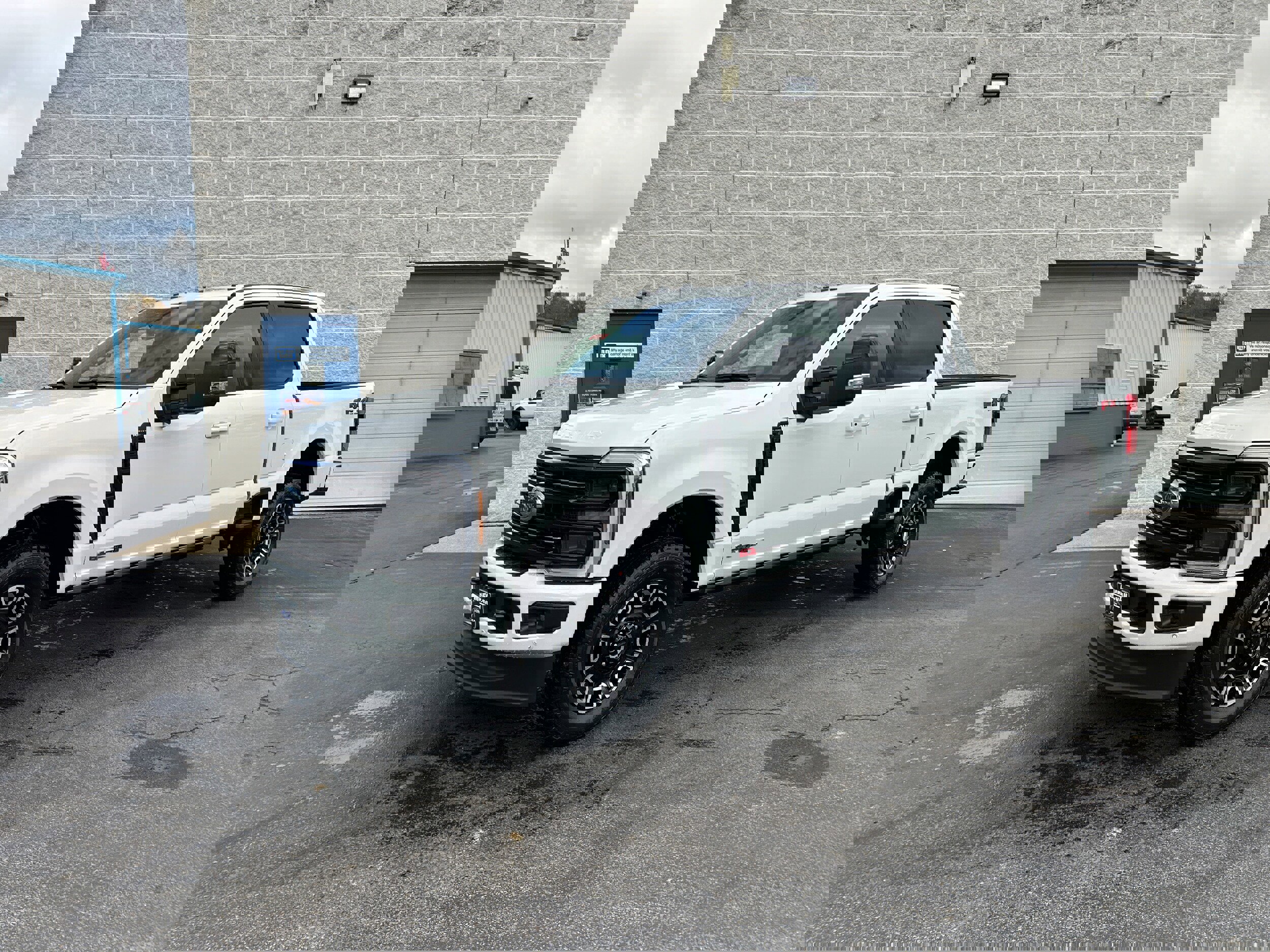 New 2026 Ford F250 Platinum image 4