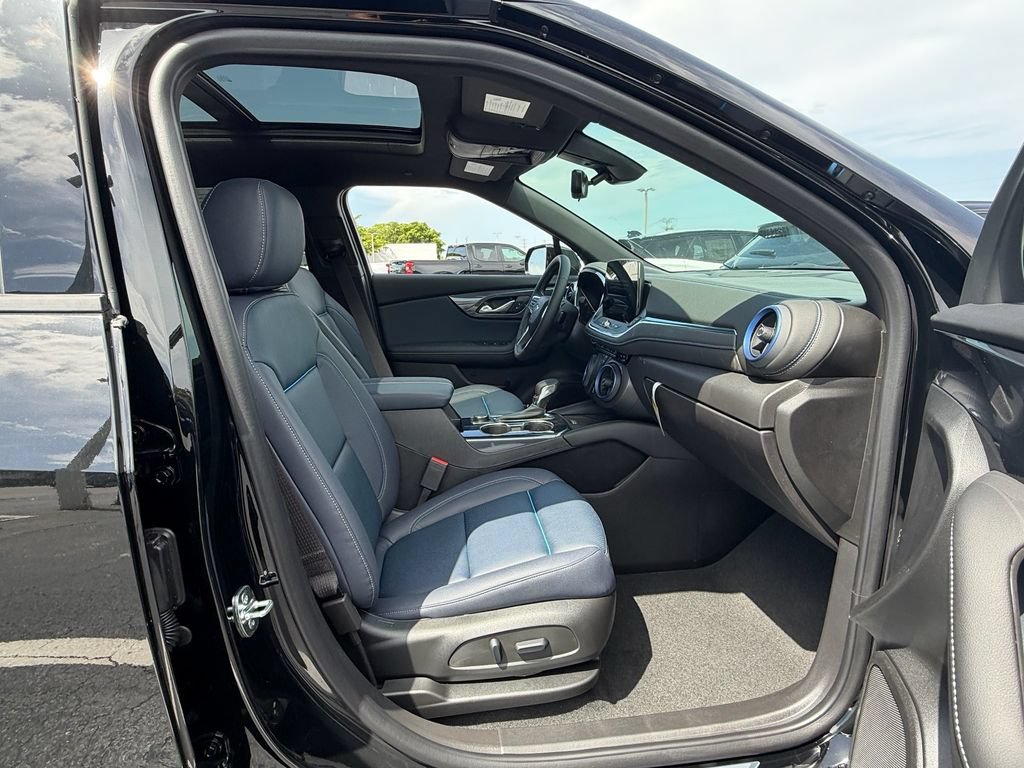 New 2026 Chevrolet Blazer RS w/ Driver Confidence II Package FWD image 14