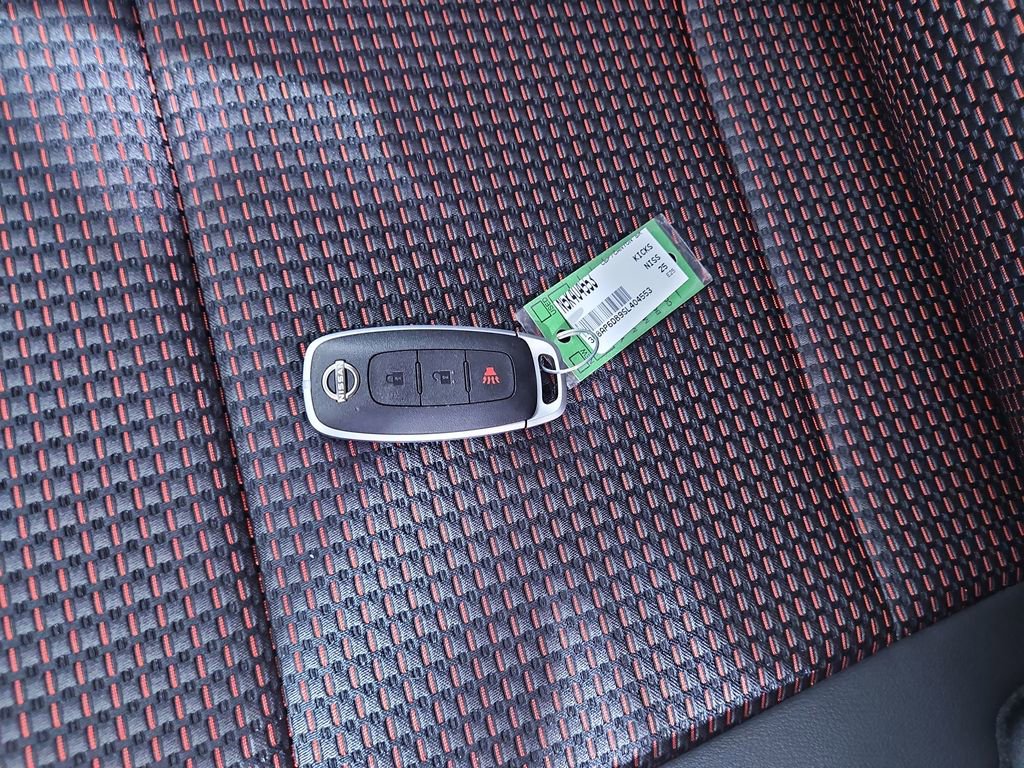 New 2025 Nissan Kicks SR image 27