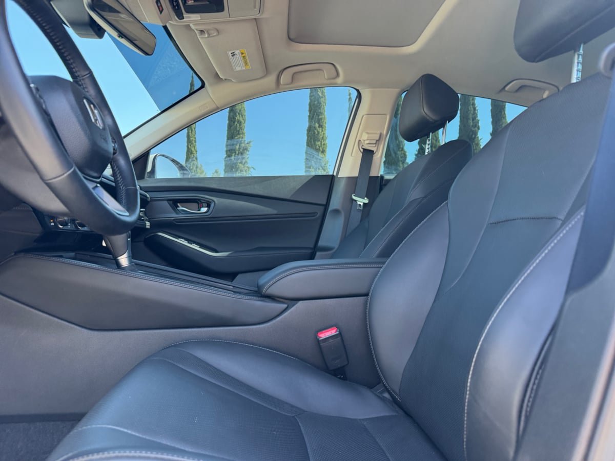 Used 2025 Honda Accord Touring image 17