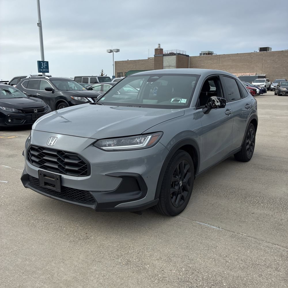 Used 2024 Honda HR-V Sport image 1