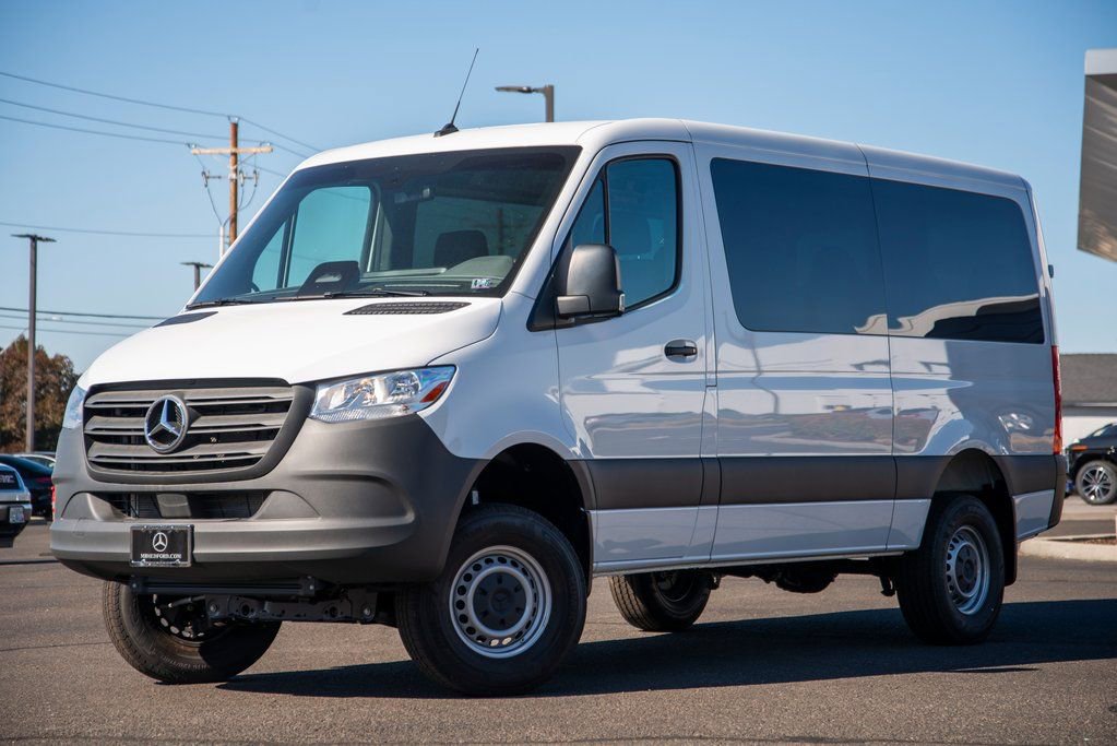 New 2025 Mercedes-Benz Sprinter 144 Cargo